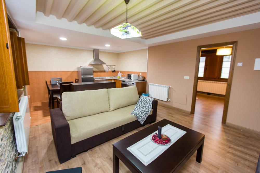 Apartamentos Casa Mateo Navia Εξωτερικό φωτογραφία